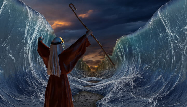 Moses splitting the red seas cartoon